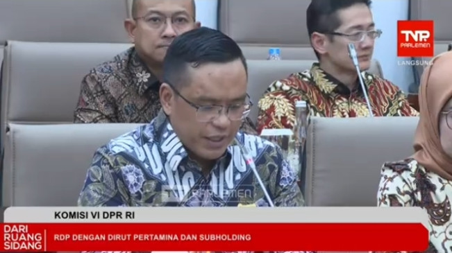 Direktur Utama PT Pertamina (Persero) Simon Aloysius Mantiri saat mengikuti Rapat dengan Komisi VI DPR RI. [Youtube]